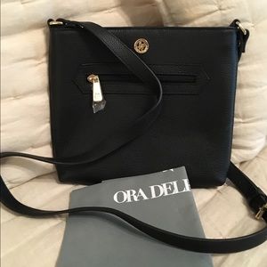 Ora Delphine Leah Crossbody Handbag
